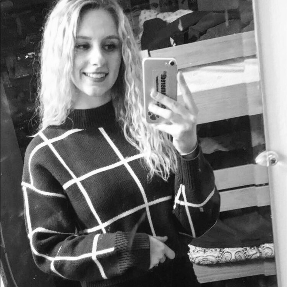 Meet your Posher, Samantha